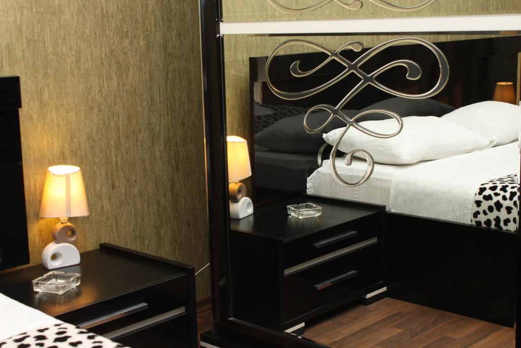 טביליסי Hotel Majestic חדר תמונה