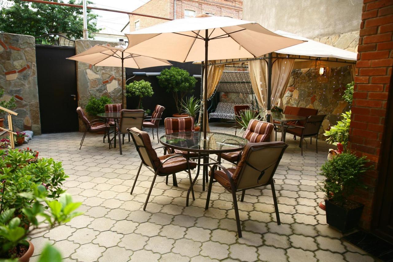 טביליסי Hotel Majestic מראה חיצוני תמונה